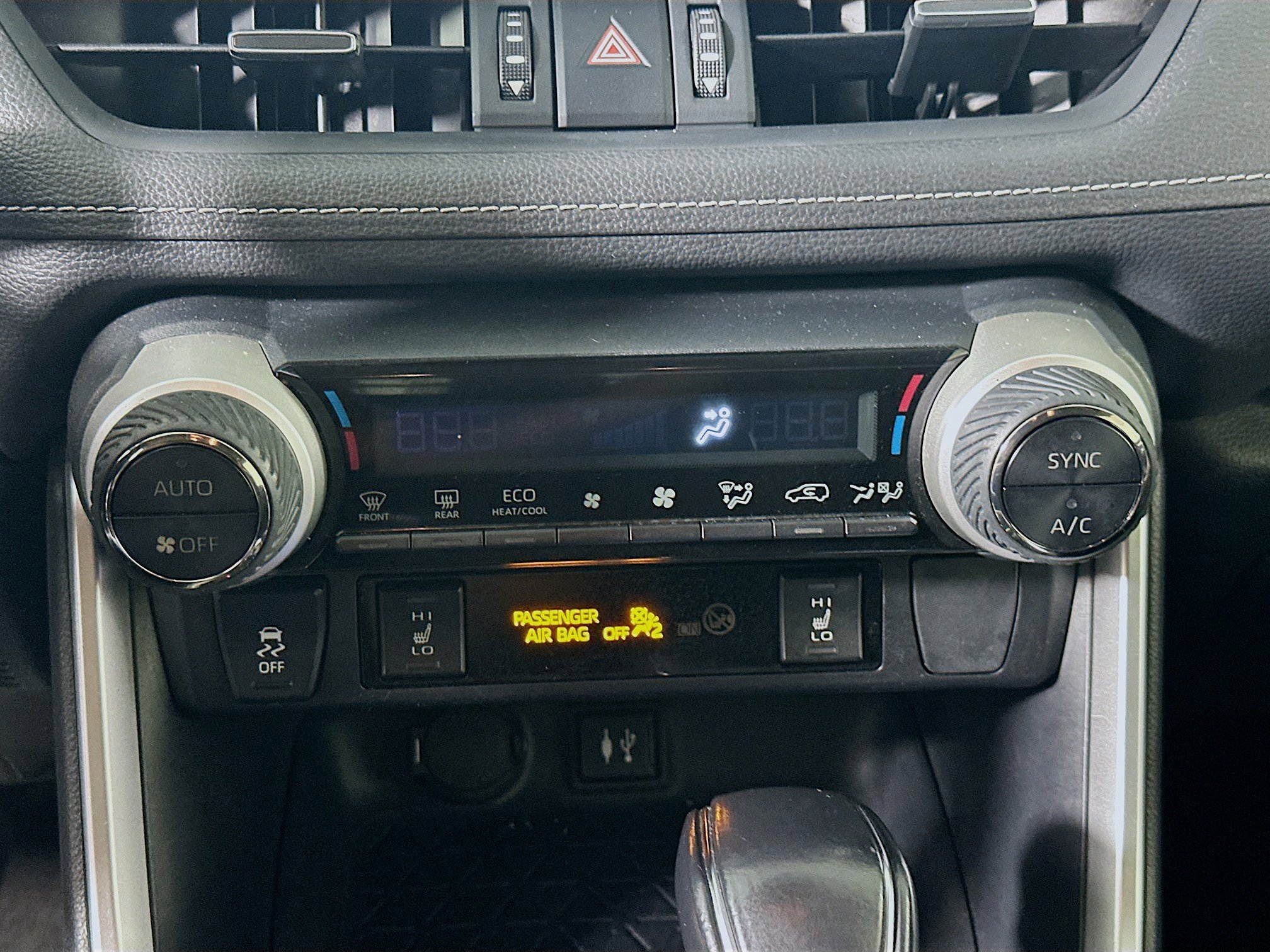 Used 2019 Toyota RAV4 XLE Premium w/ Cold Weather Package image 23