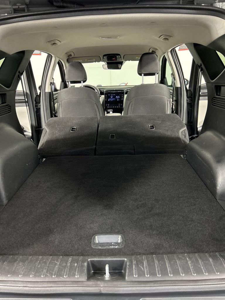Used 2024 Hyundai Tucson SEL FWD image 19