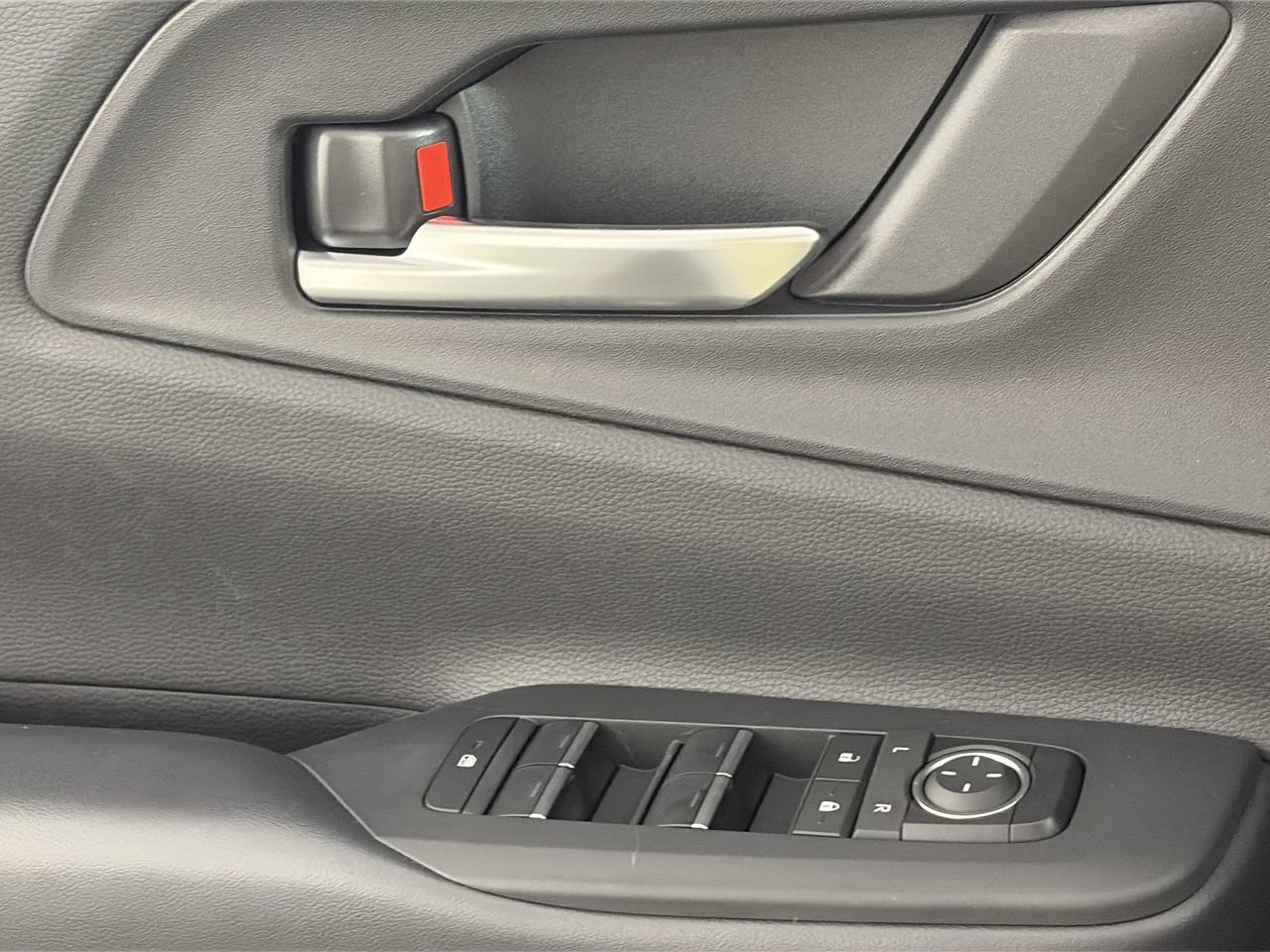 New 2027 Toyota Prius Plug-In Hybrid FWD image 17
