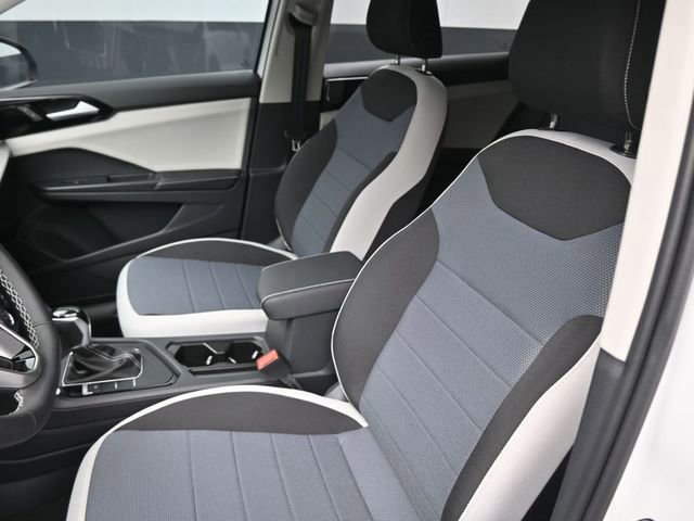 New 2026 Volkswagen Taos S image 19