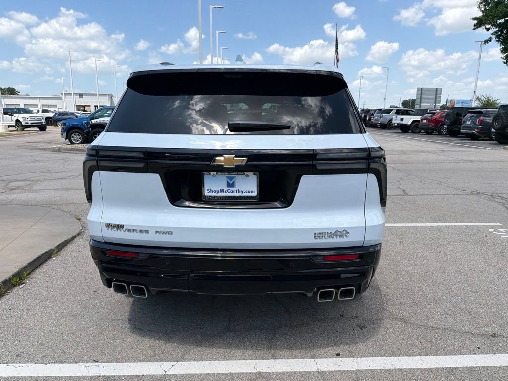 Used 2026 Chevrolet Traverse High Country AWD/4WD image 4
