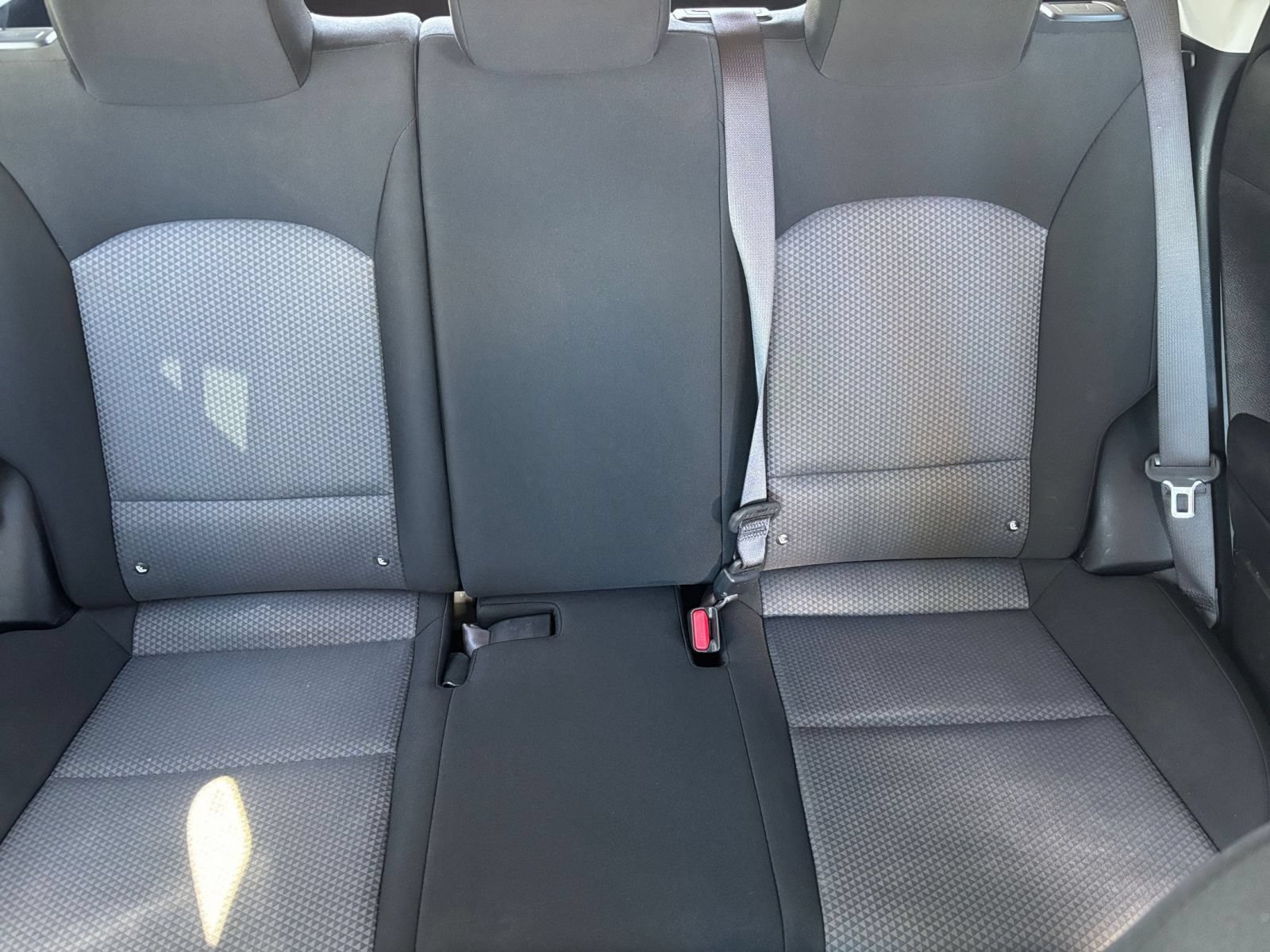 Used 2025 Kia Soul LX w/ LX Technology Package FWD image 35