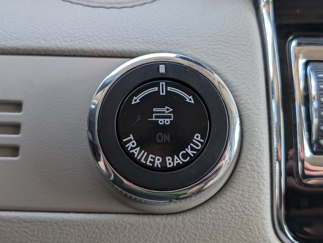 Used 2023 Lincoln Navigator Reserve RWD image 23