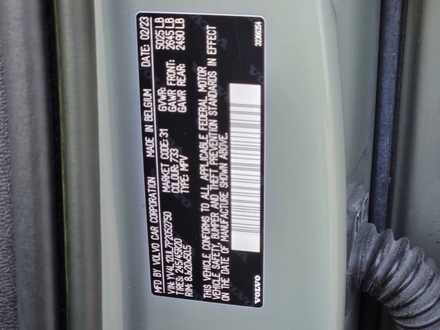 Certified 2023 Volvo XC40 B5 Plus w/ Driver Assist Package image 19