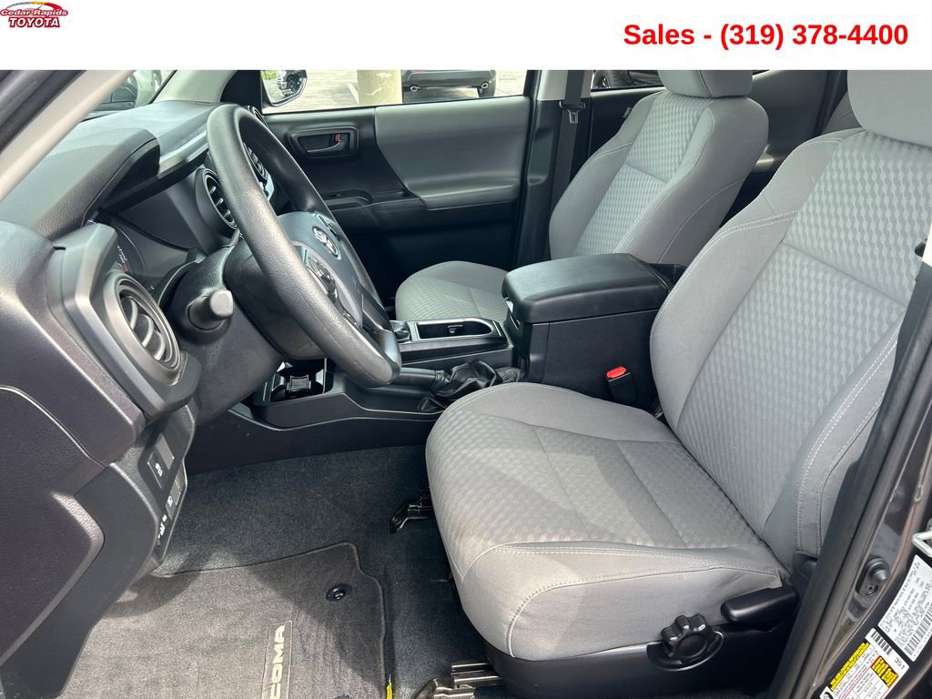 Used 2020 Toyota Tacoma SR AWD/4WD image 10