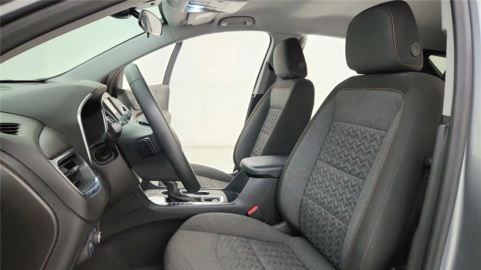 Used 2024 Chevrolet Equinox LT w/ LPO, Floor Liner Package image 28