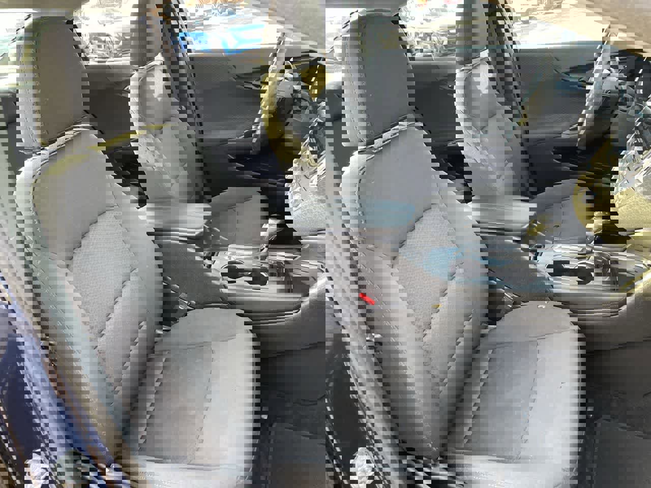 Used 2016 Chevrolet Malibu LT image 14