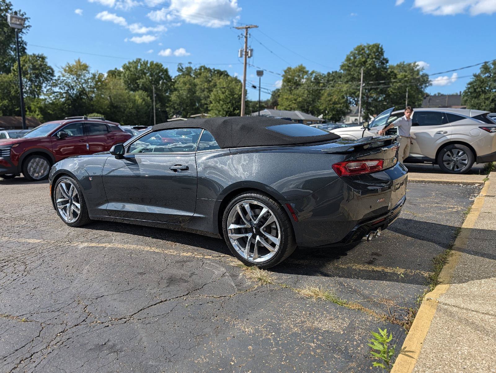 Used 2018 Chevrolet Camaro SS RWD image 14