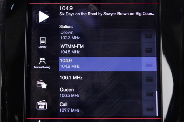 Used 2022 Volvo S60 B5 Momentum w/ Advanced Package image 32