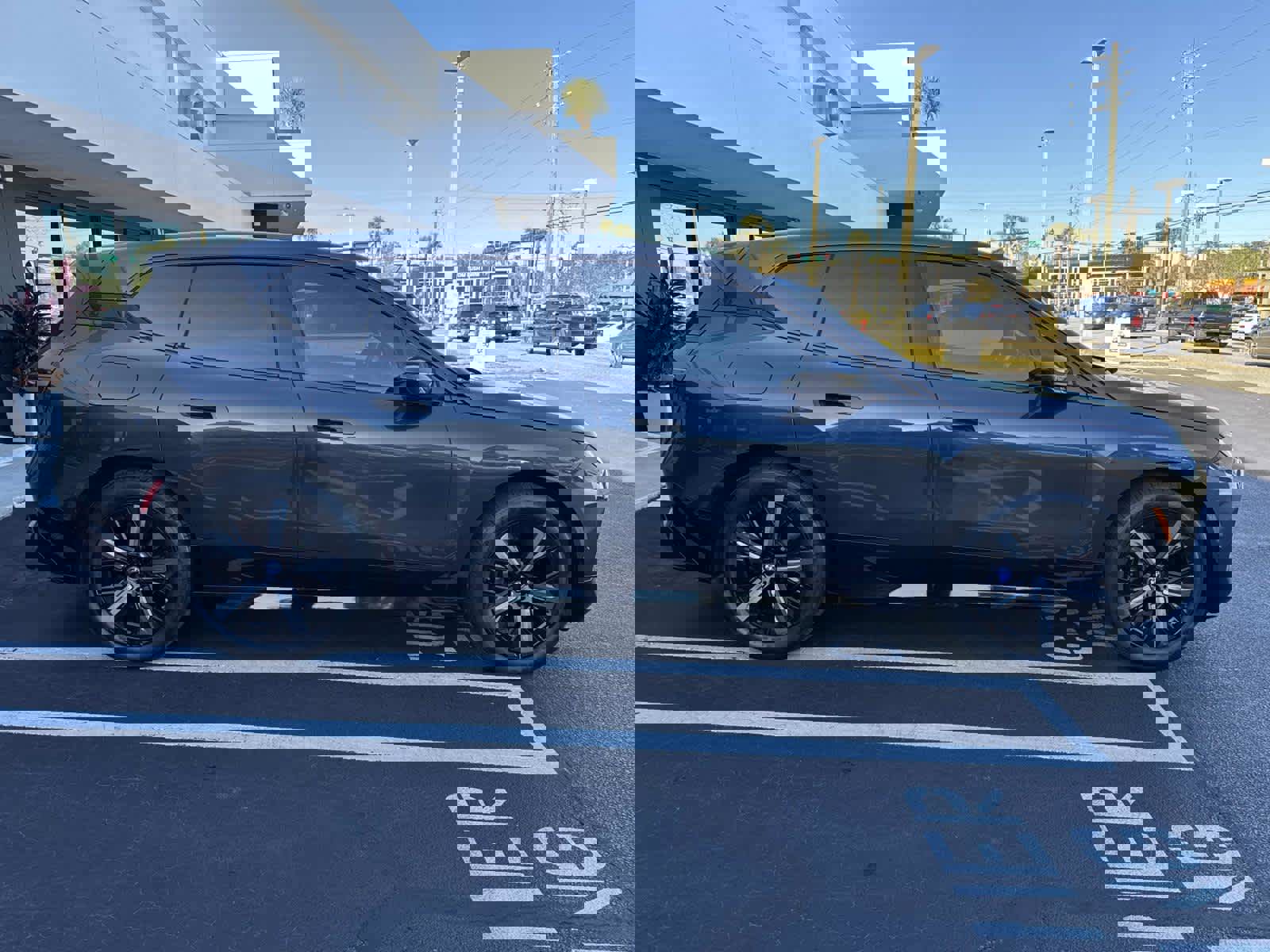 Certified 2025 BMW iX xDrive50 w/ Premium Package image 2