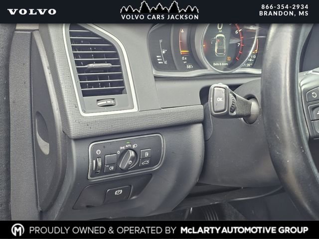 Used 2017 Volvo XC60 T5 Inscription w/ Advanced Package image 18