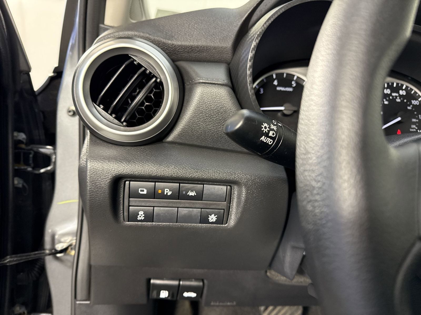 Certified 2025 Nissan Versa S w/ Trunk Package image 16