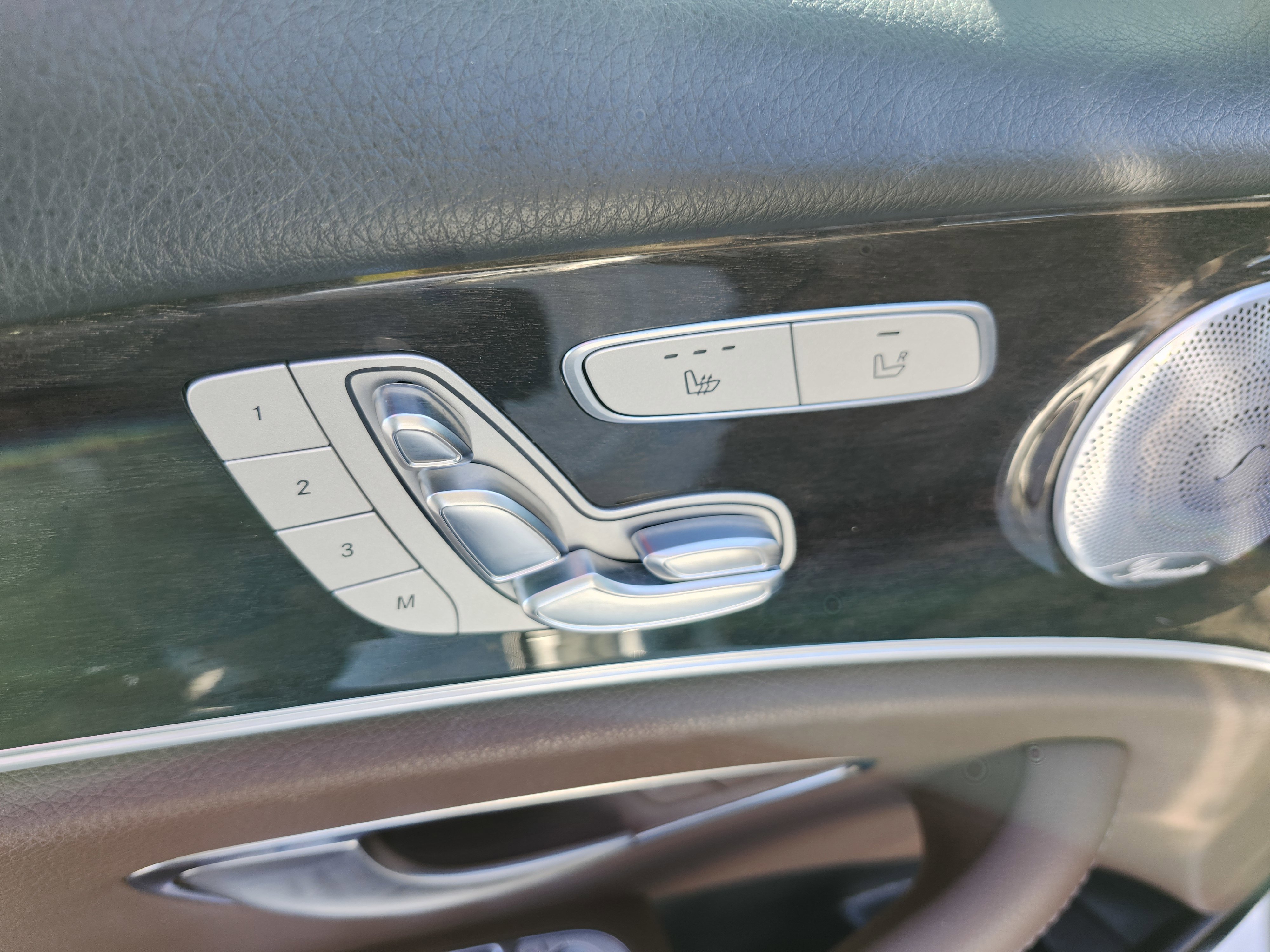 Used 2019 Mercedes-Benz E 300 image 27