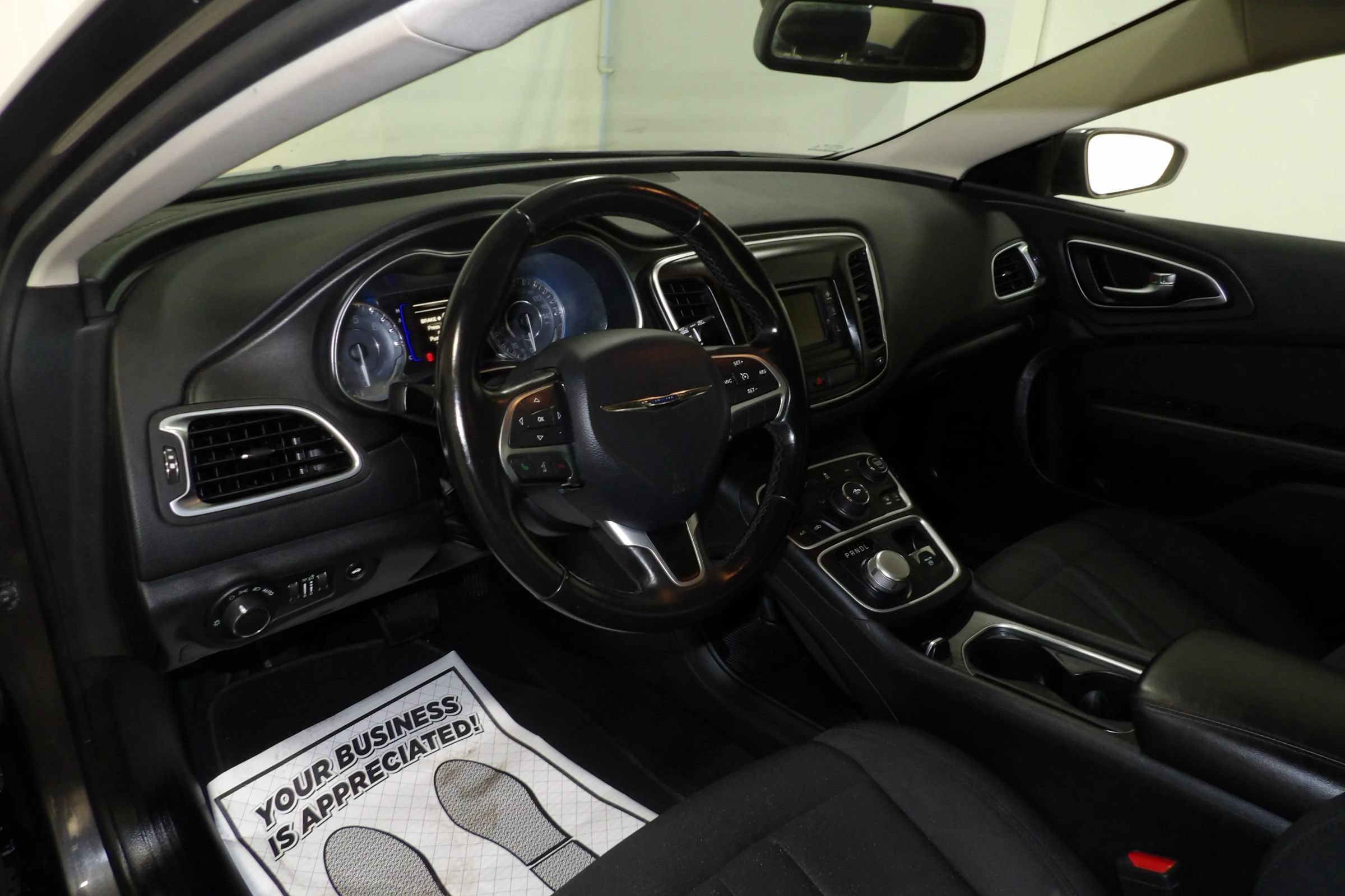 Used 2017 Chrysler 200 LX FWD image 9