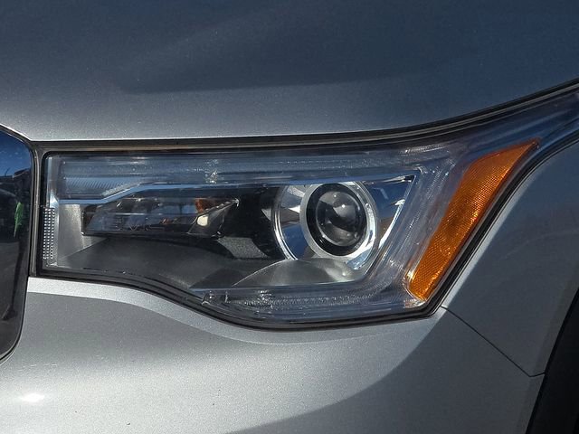 Used 2019 GMC Acadia SLE w/ LPO, Floor Liner Package FWD image 6