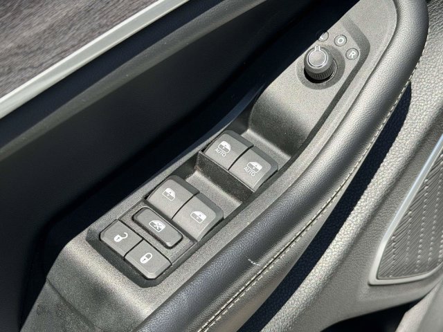Used 2023 Jeep Grand Cherokee 4WD 4xe w/ Luxury Tech Group II image 19