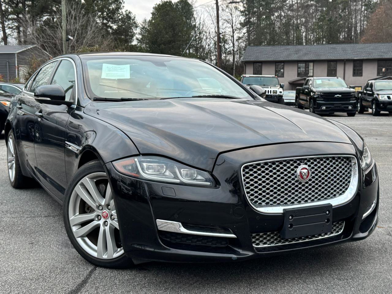 Used 2016 Jaguar XJ L Portfolio image 1