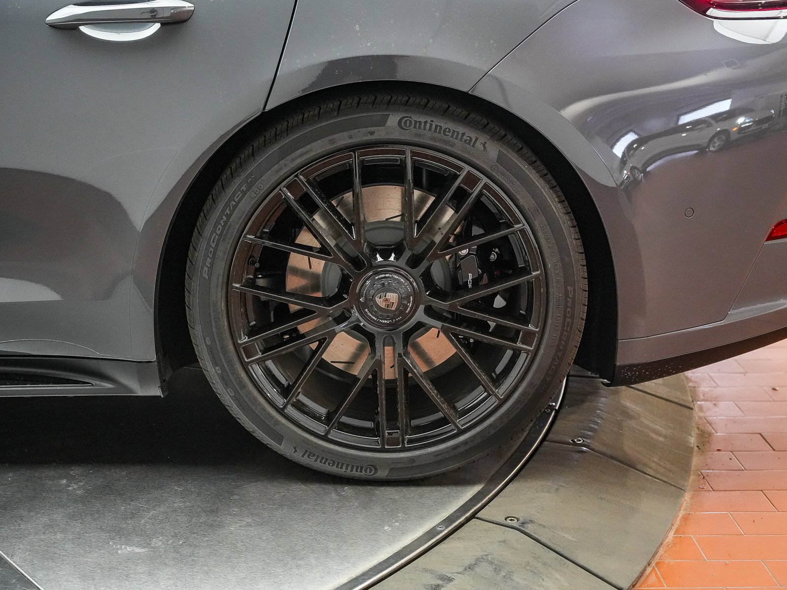 Certified 2025 Porsche Panamera Turbo image 14