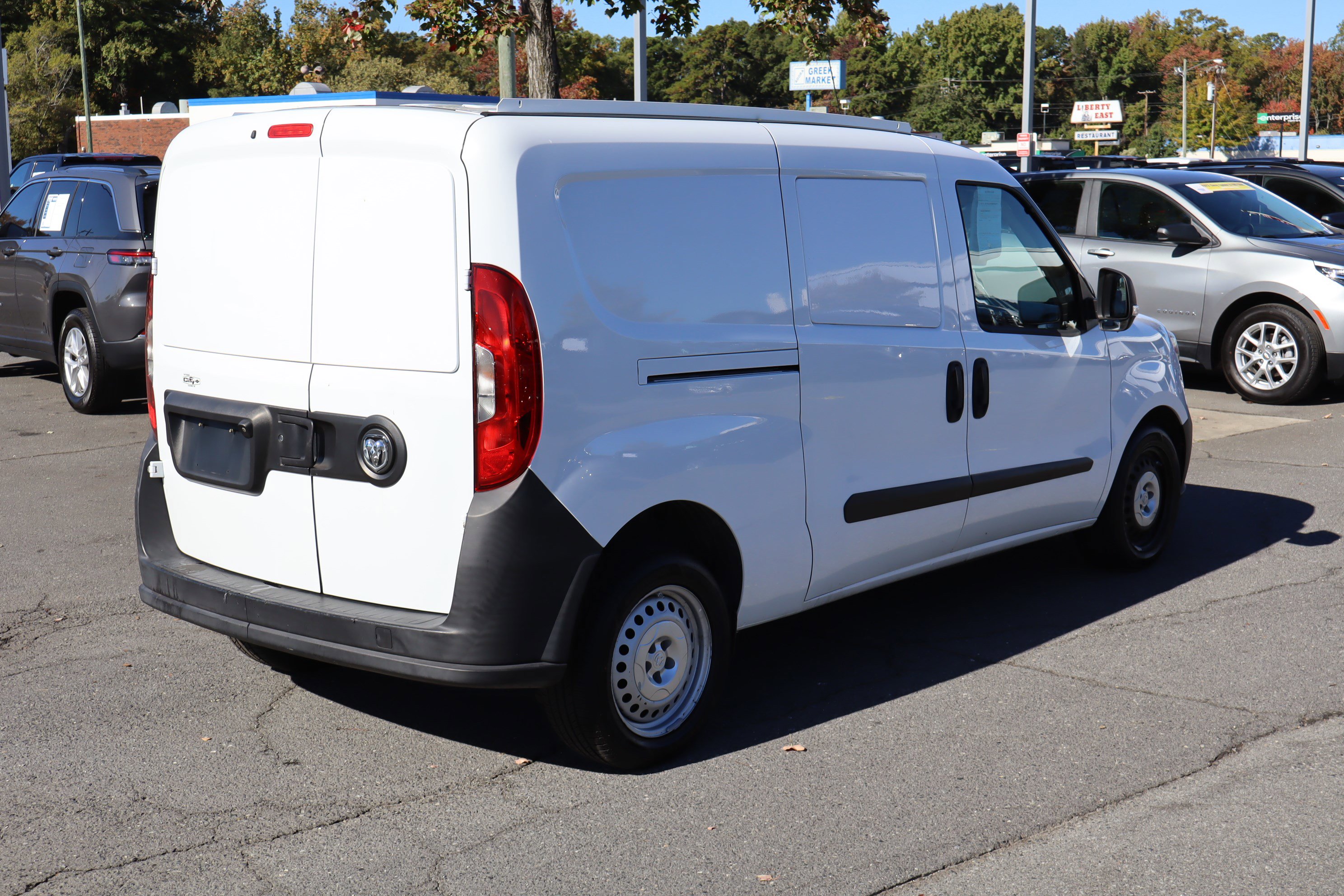 Used 2021 RAM ProMaster City Tradesman image 10