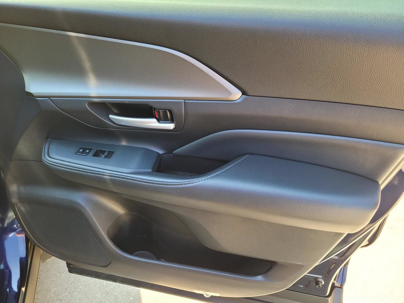 Used 2026 Toyota Grand Highlander FWD image 7