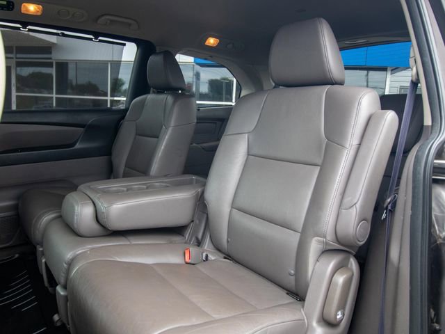 Used 2016 Honda Odyssey Touring Elite image 7