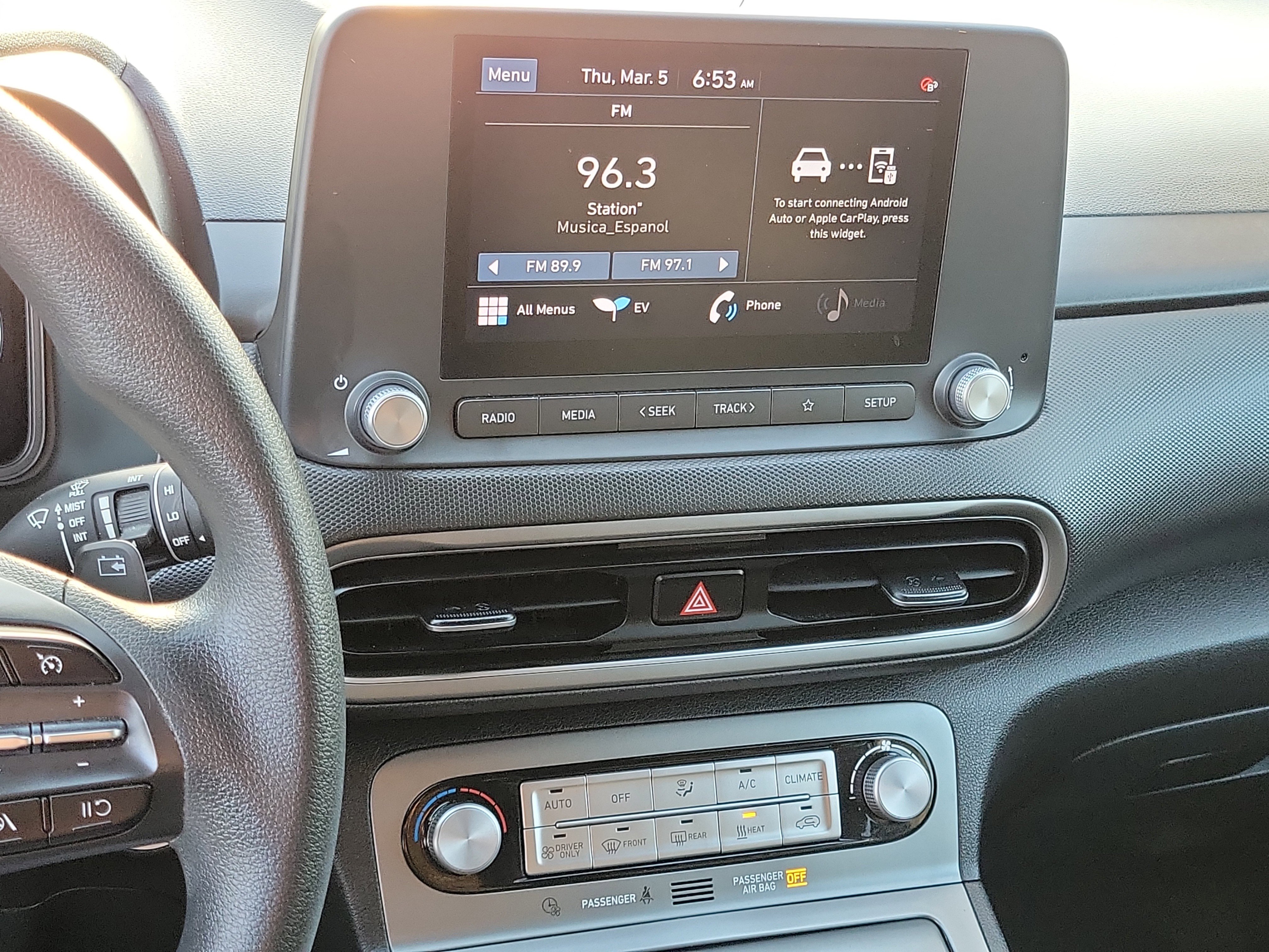 Certified 2023 Hyundai Kona SE image 13