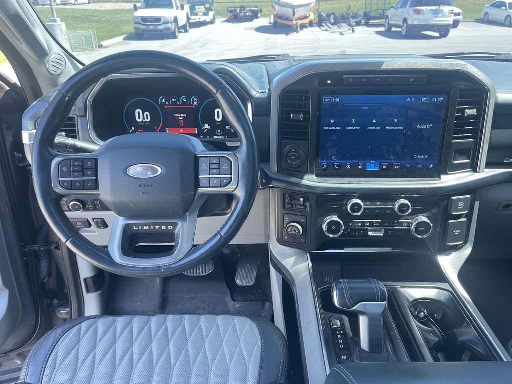 Used 2023 Ford F150 Limited image 17