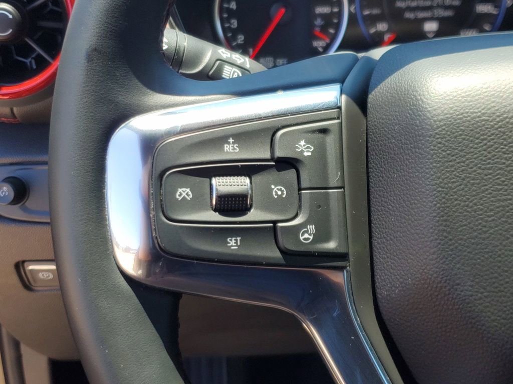 Used 2025 Chevrolet Blazer RS AWD/4WD image 23