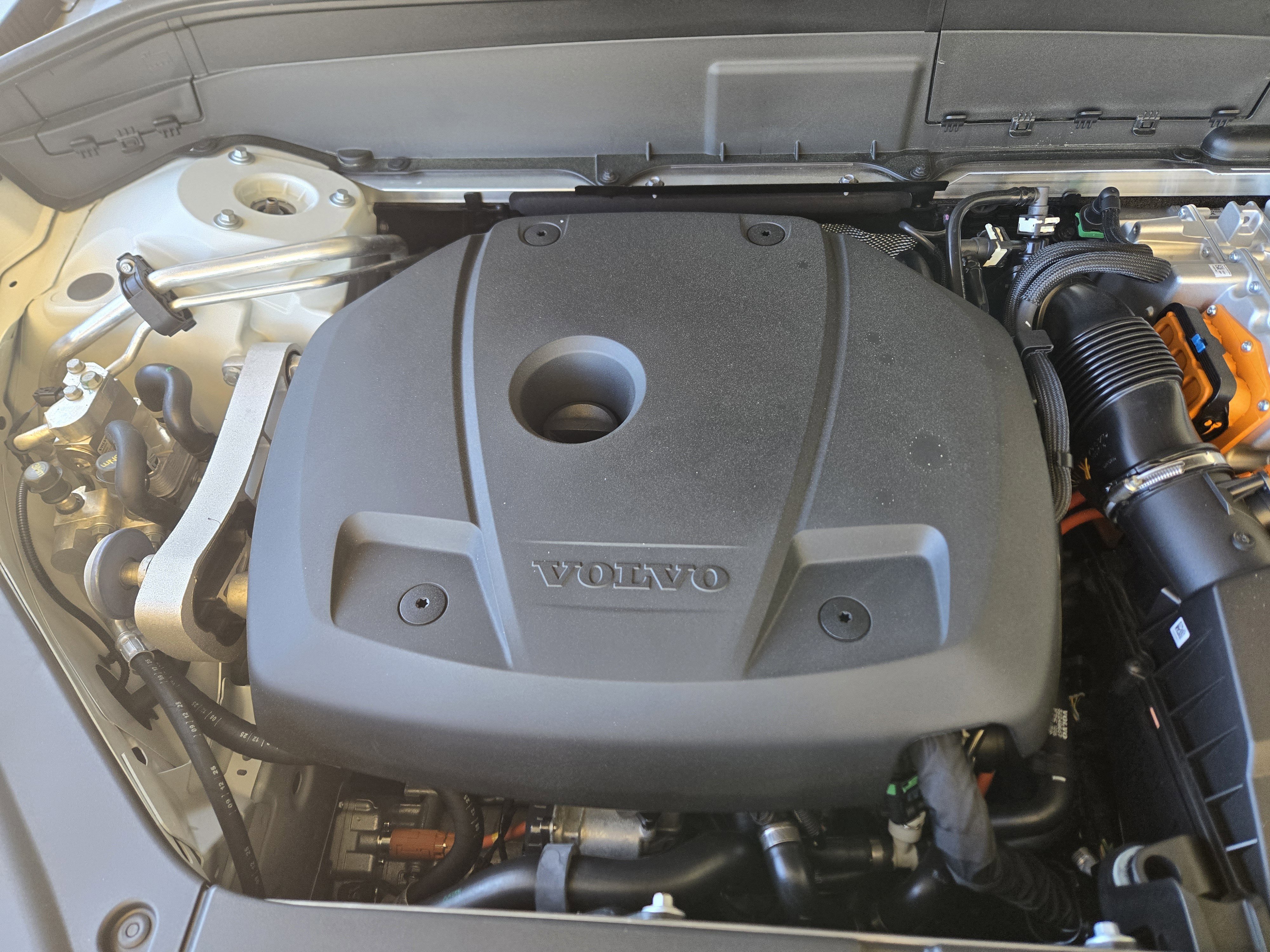 New 2026 Volvo XC90 T8 Plus w/ Protection Package Premier image 34