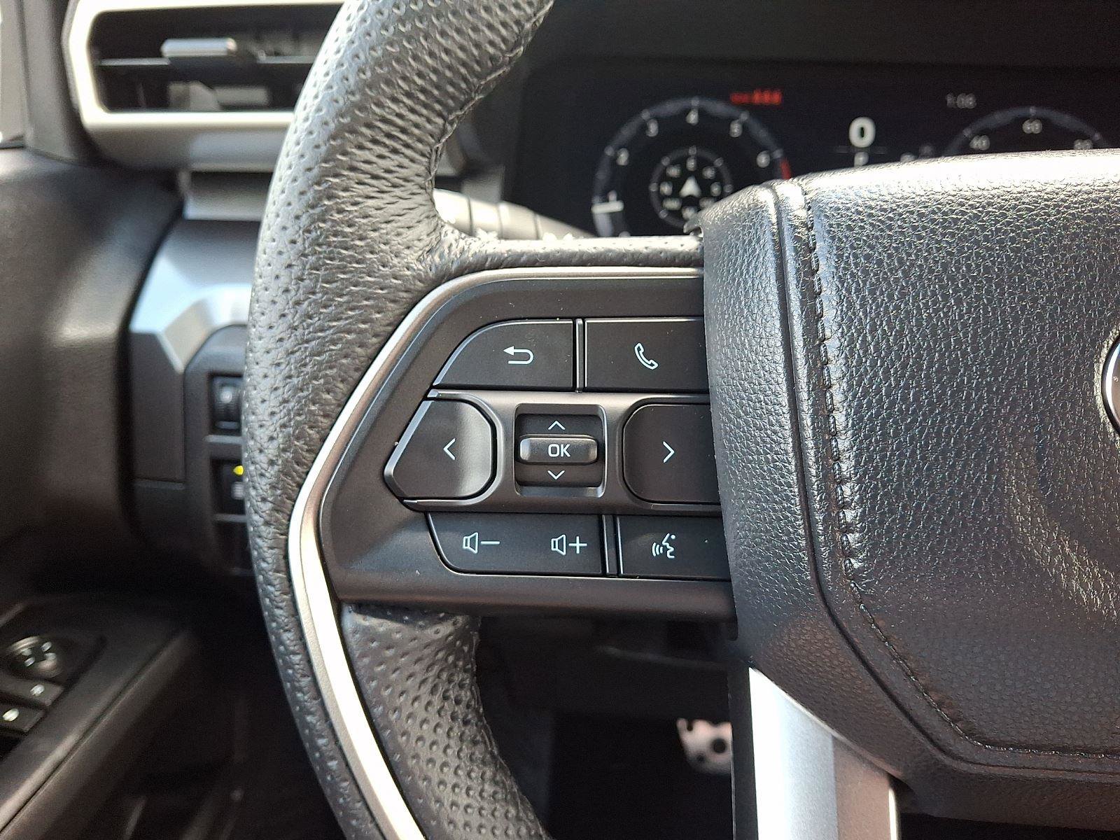 Used 2026 Toyota Tacoma TRD Sport w/ TRD Sport Upgrade Package AWD/4WD image 21
