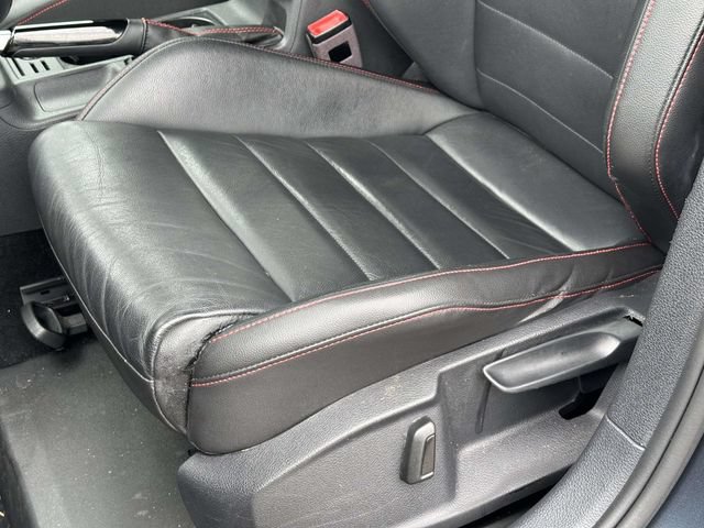 Used 2019 Volkswagen GTI SE FWD image 15