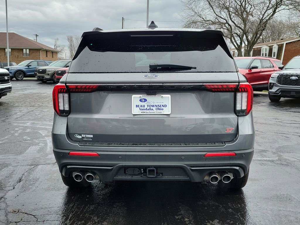 New 2026 Ford Explorer ST w/ Sun And Sound Package image 5