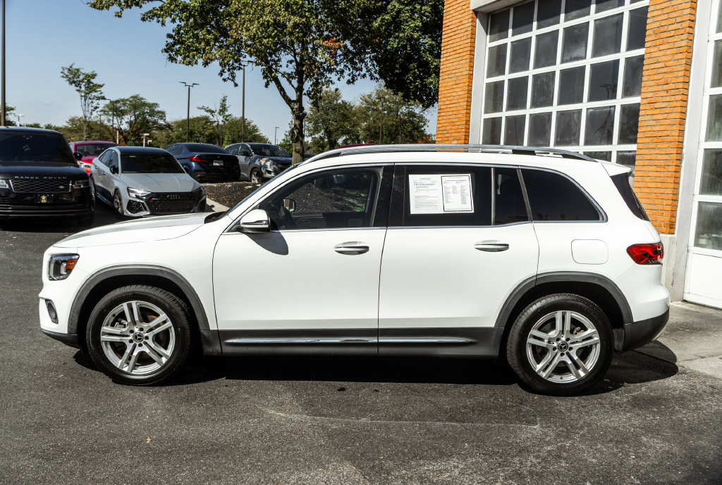 Used 2022 Mercedes-Benz GLB 250 4MATIC w/ Premium Package Lite image 35