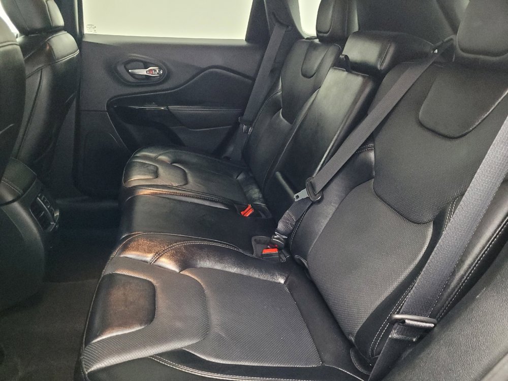 Used 2023 Jeep Cherokee Altitude Lux image 18