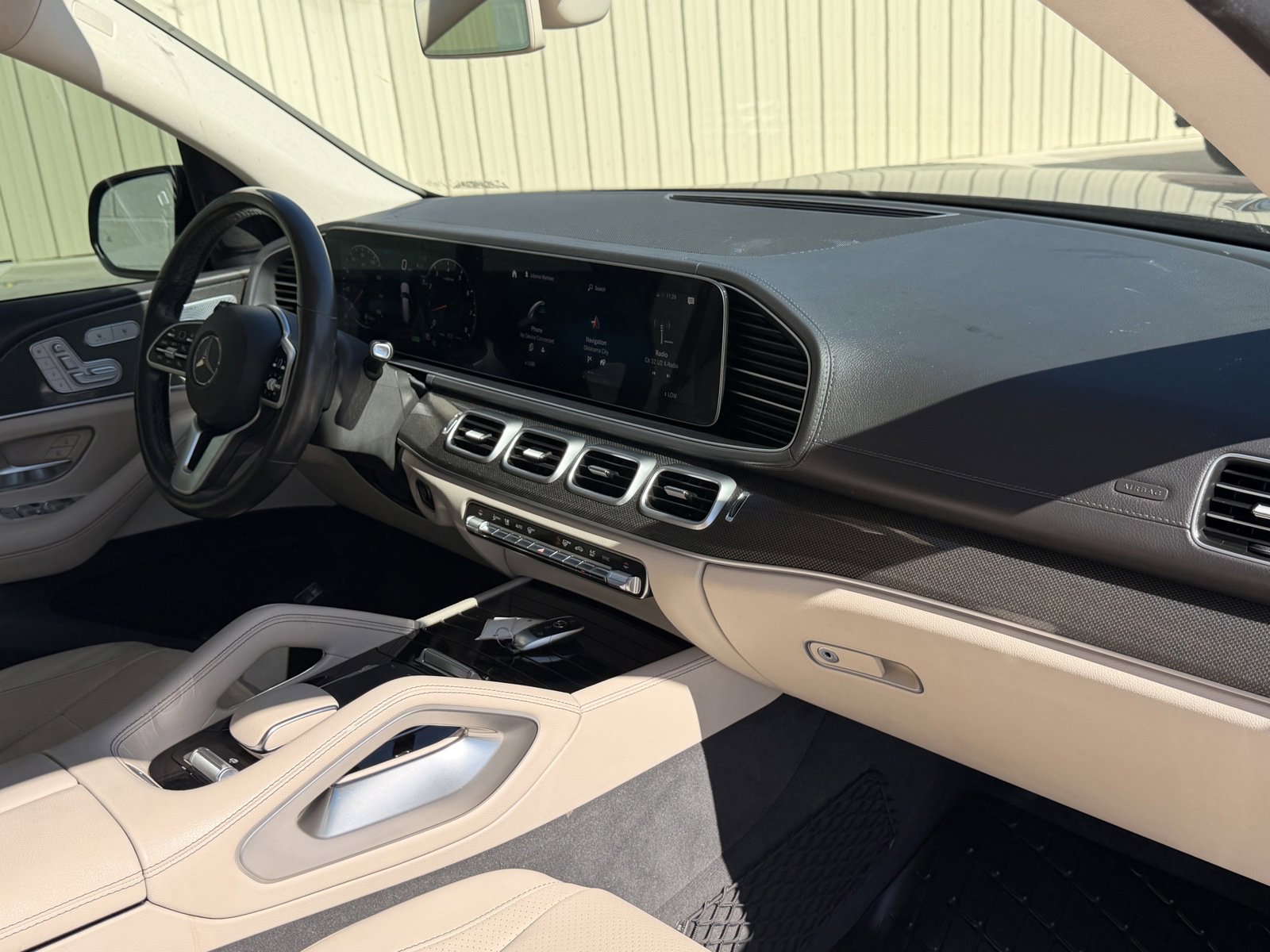 Used 2020 Mercedes-Benz GLS 450 4MATIC image 24