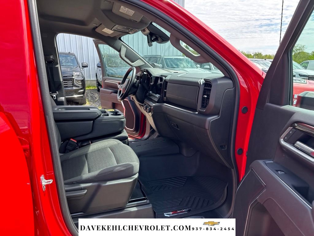 Used 2025 Chevrolet Silverado 3500 LT w/ All Star Edition AWD/4WD image 26