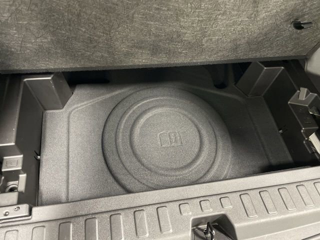 Used 2023 Chevrolet Equinox LT AWD/4WD image 26