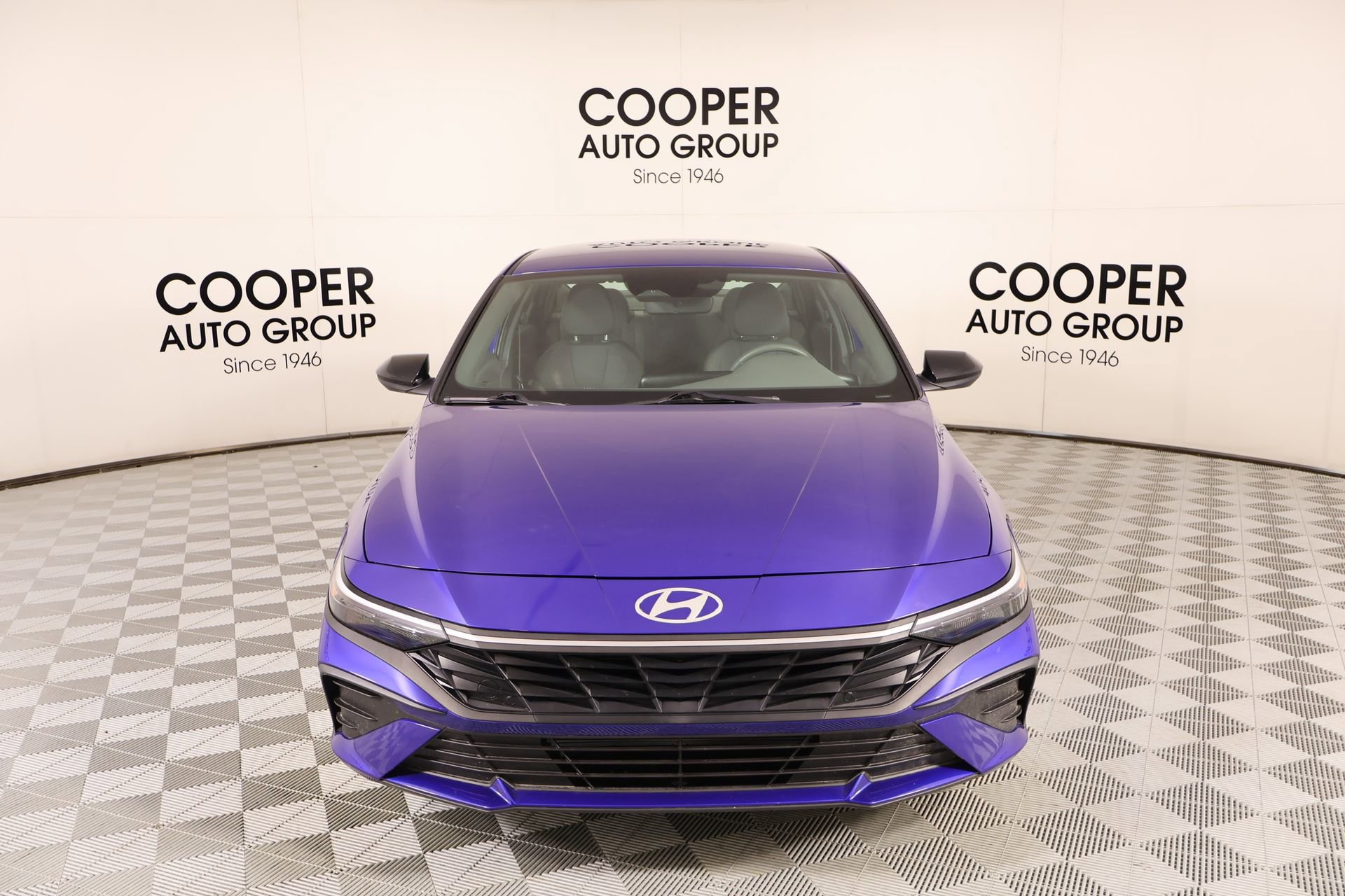 Used 2025 Hyundai Elantra Sport image 8
