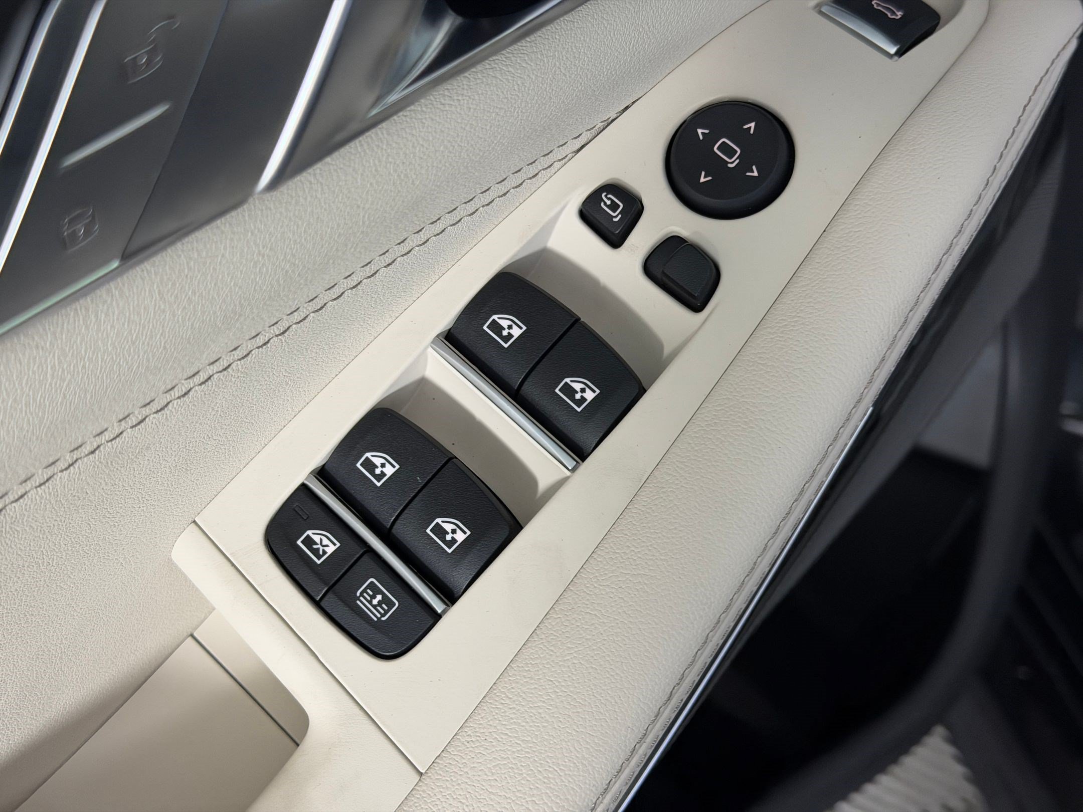New 2027 BMW X7 M60i AWD/4WD image 24