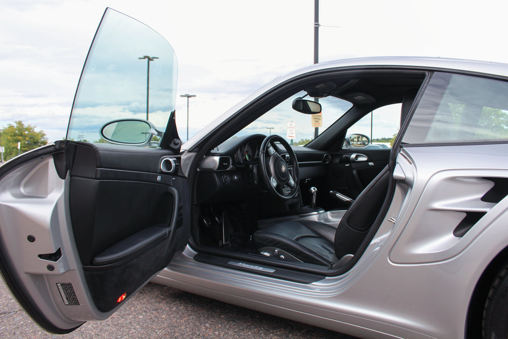 Used 2007 Porsche 911 Turbo AWD/4WD image 30