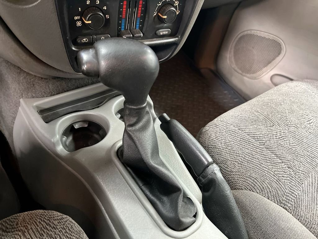 Used 2004 Chevrolet TrailBlazer LS w/ LS Preferred Equipment Group image 16