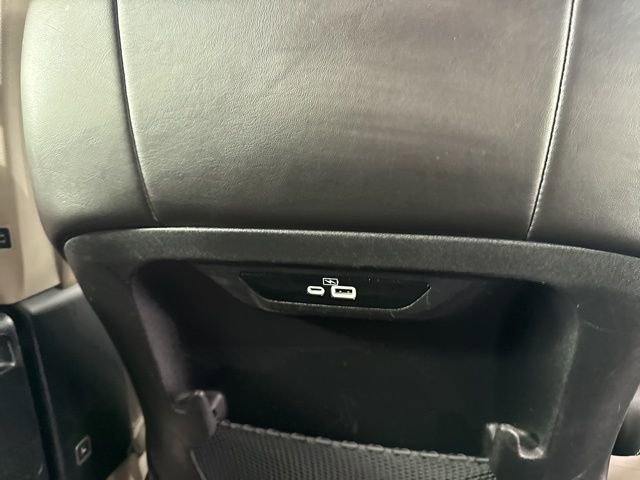 Used 2023 Chrysler Pacifica Touring-L image 25