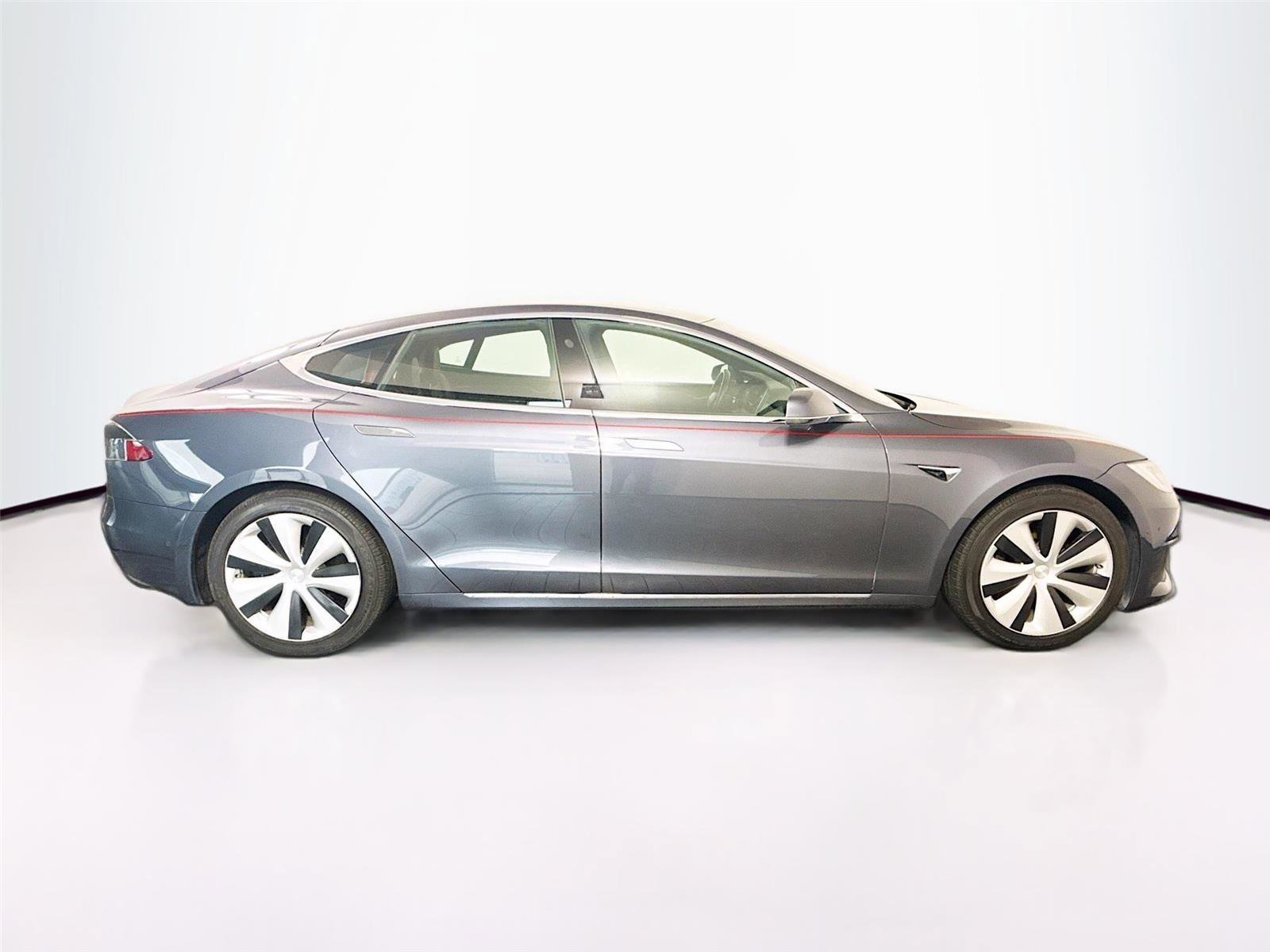 Used 2021 Tesla Model S Long Range Plus image 11