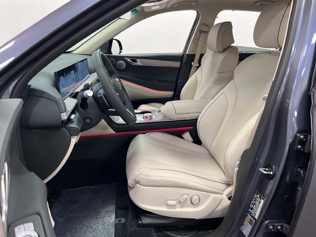 New 2027 Genesis GV80 2.5T Advanced AWD/4WD image 9