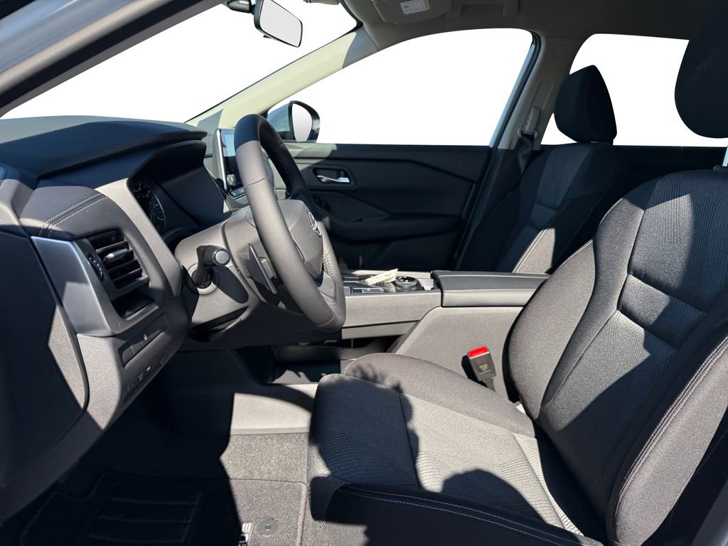 New 2026 Nissan Rogue SV image 9