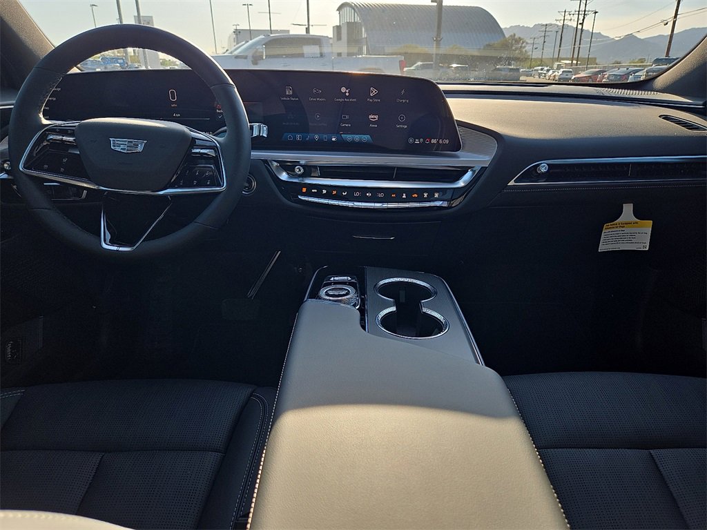 New 2025 Cadillac Lyriq Luxury image 19