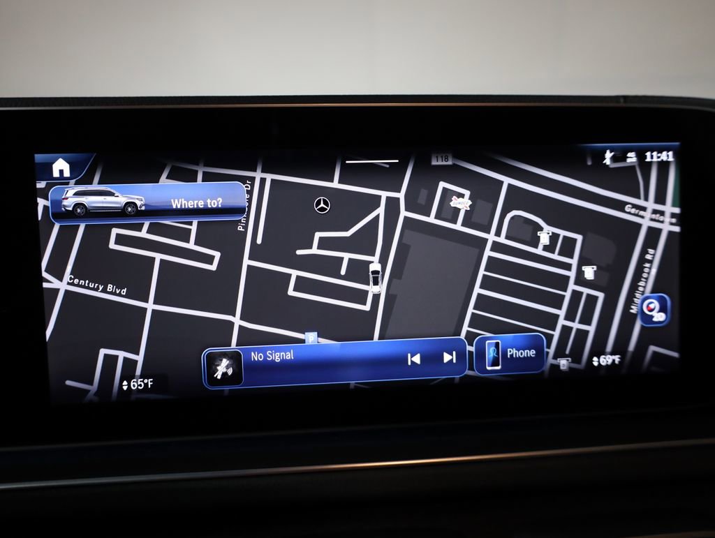 Used 2025 Mercedes-Benz GLS 450 4MATIC image 19