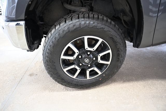 Used 2019 Toyota Tundra SR5 AWD/4WD image 30