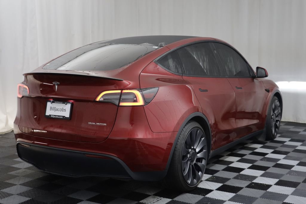 Used 2024 Tesla Model Y Performance AWD/4WD image 17