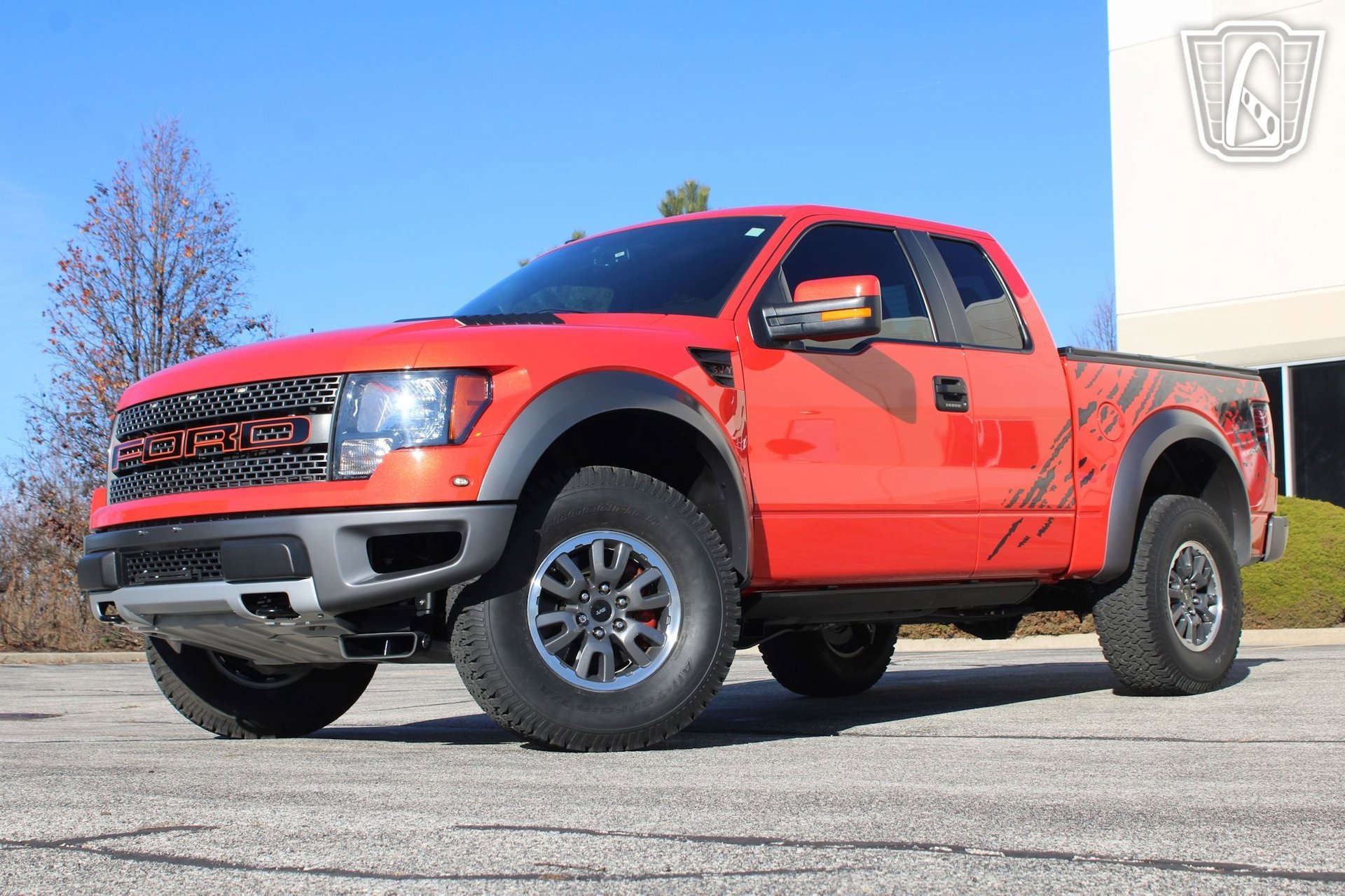 Used 2010 Ford F150 Raptor image 4